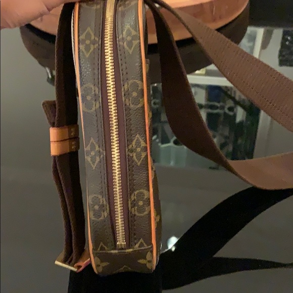 💯Authentic Louis Vuitton Gange Belt bag monogram - Picture 4 of 8